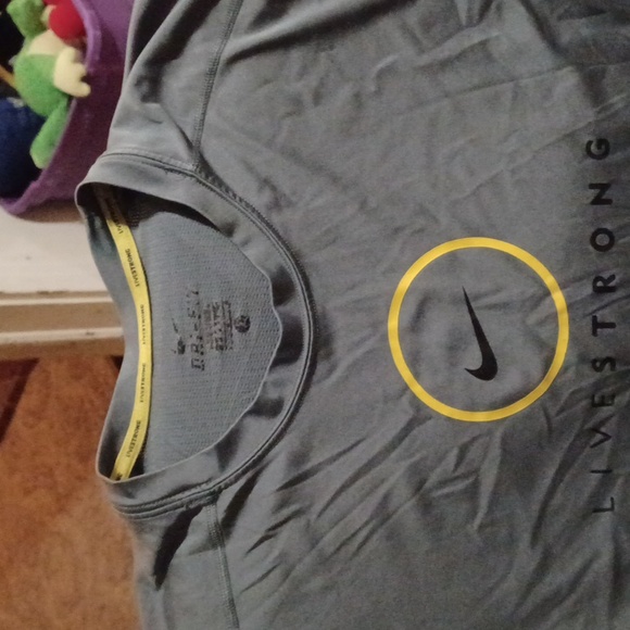 Men's Nike Dri-FIT Size L Grey in color - Picture 2 of 4